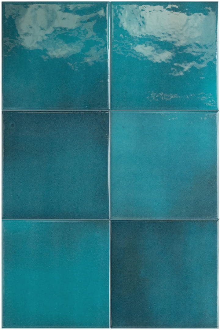 Spa & Pool — Glossy Glacier